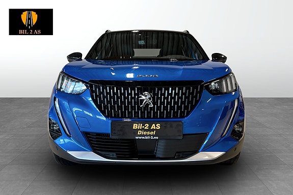 Peugeot 2008 2 of 5