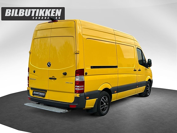 Mercedes-Benz Sprinter 5 of 5