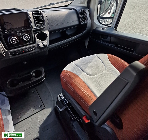 Challenger X150 OPEN EDITION UTLEIE 10 of 30