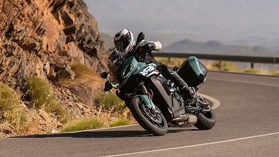 BMW S 1000 XR 8 of 14