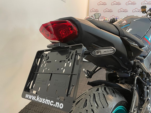 Yamaha MT-10 *** NYE DEKK * AKRAPOVIC * SERVICE/GARANTI *** 8 of 30