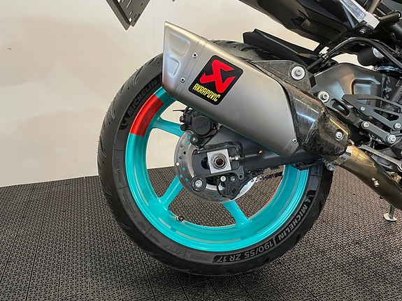 Yamaha MT-10 *** NYE DEKK * AKRAPOVIC * SERVICE/GARANTI *** 11 of 30