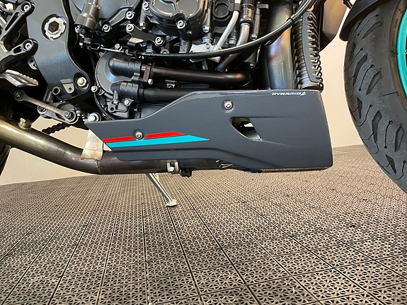 Yamaha MT-10 *** NYE DEKK * AKRAPOVIC * SERVICE/GARANTI *** 28 of 30