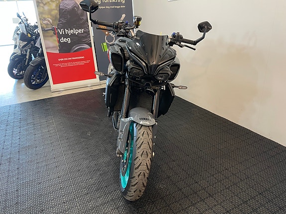 Yamaha MT-10 *** NYE DEKK * AKRAPOVIC * SERVICE/GARANTI *** 3 of 30