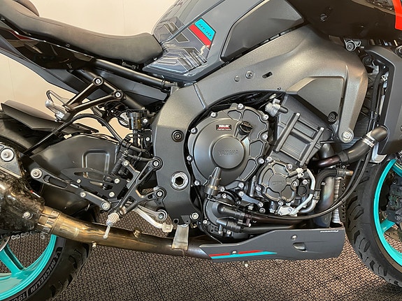 Yamaha MT-10 *** NYE DEKK * AKRAPOVIC * SERVICE/GARANTI *** 16 of 30