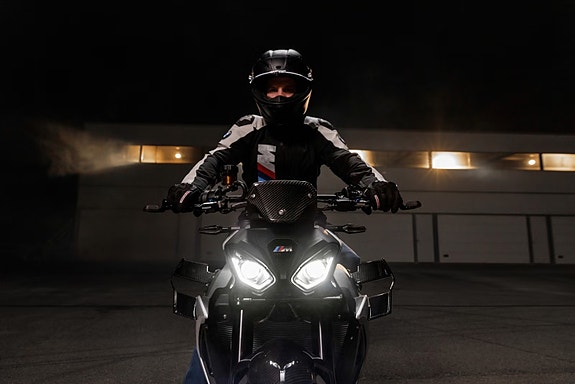 BMW M 1000 R 4 of 7