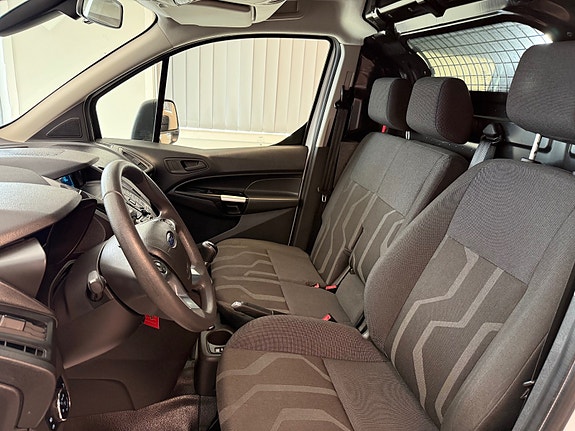 Ford Transit Connect 5 of 20