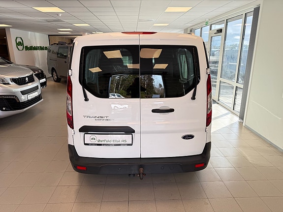 Ford Transit Connect 16 of 20