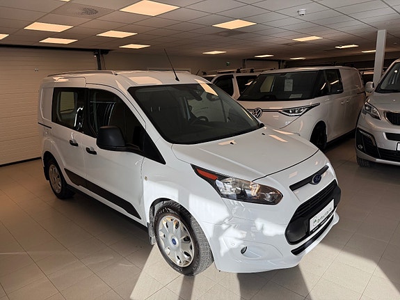 Ford Transit Connect 3 of 20
