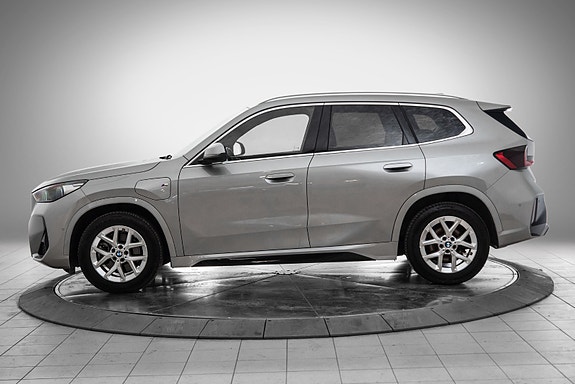 BMW X1 2 of 22