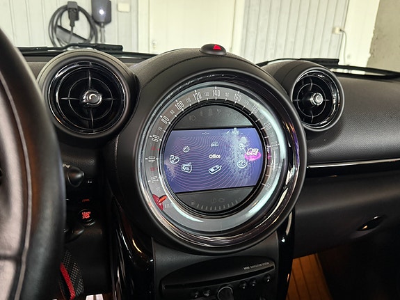 MINI Countryman Cooper SD 30 of 30
