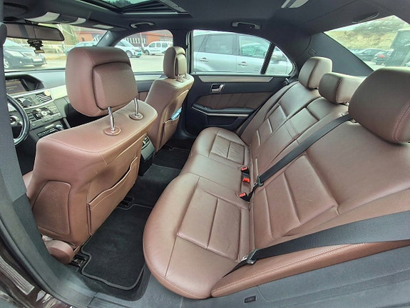 Mercedes-Benz E250 6 of 10