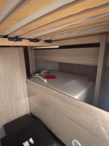 Bürstner Nexxo Van T 700 9-trinns automat / Queenbed / Smal og lettkjørt! 7 of 30