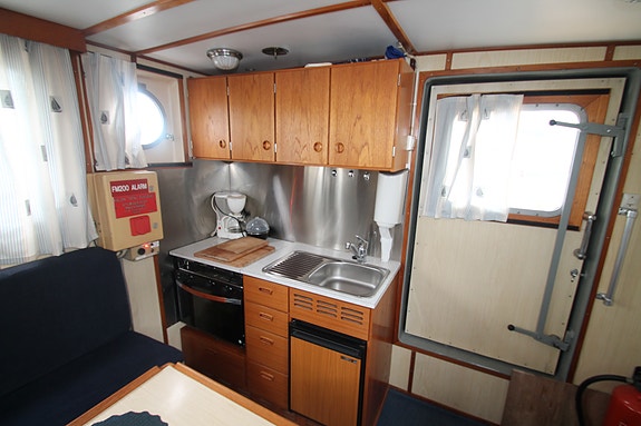 Tidligere losbåt- bygd på verftet Fjellstrand Aluminium Yachts 7 of 30