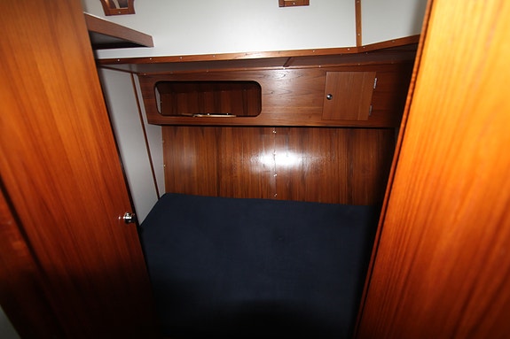 Tidligere losbåt- bygd på verftet Fjellstrand Aluminium Yachts 20 of 30