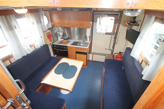 Tidligere losbåt- bygd på verftet Fjellstrand Aluminium Yachts 8 of 30