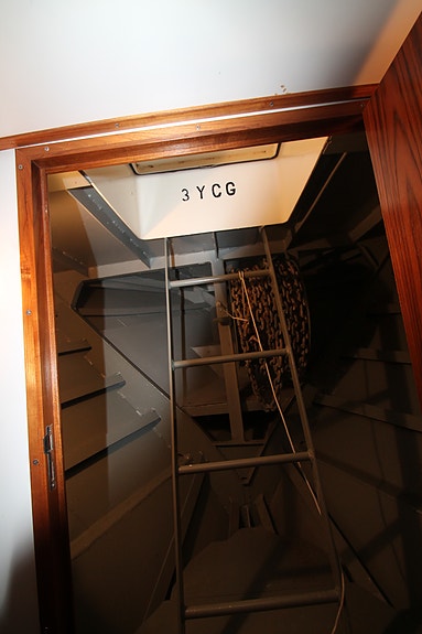 Tidligere losbåt- bygd på verftet Fjellstrand Aluminium Yachts 17 of 30