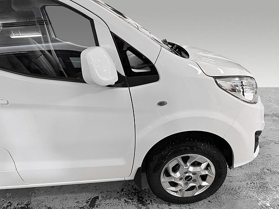 BYD T3 14 of 16