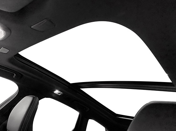 Volvo XC60 4 of 15