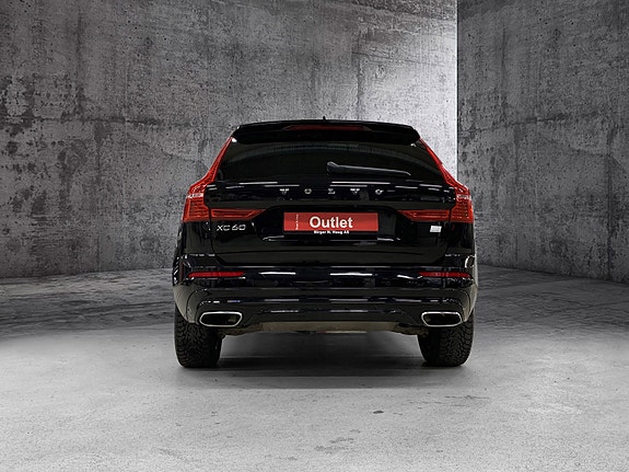 Volvo XC60 7 of 15