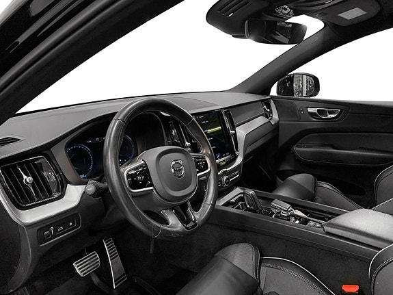 Volvo XC60 9 of 15