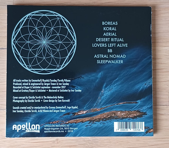Product image 3 of 3