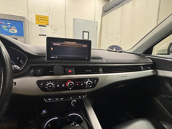 Audi A4 allroad 30 of 30