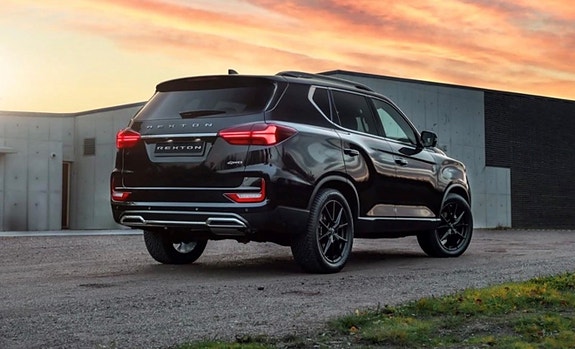KGM Rexton 3 of 5
