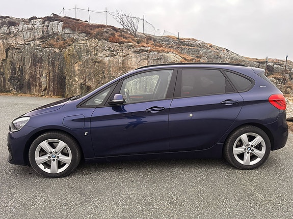 BMW 225xe 4 of 13
