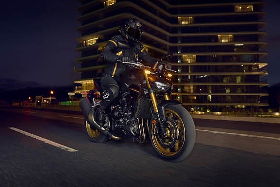 Honda CB1000 Hornet SP 4 of 5