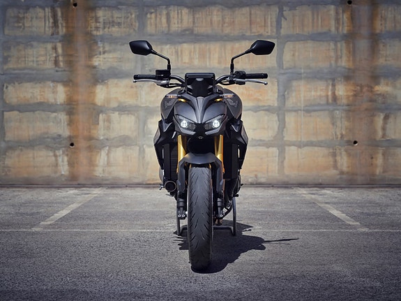 Honda CB1000 Hornet SP 6 of 9