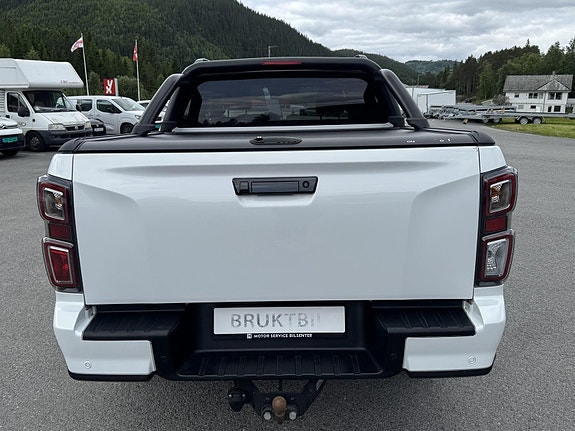 Isuzu D-max 4 of 30