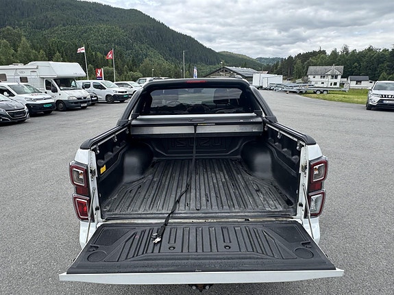 Isuzu D-max 15 of 30