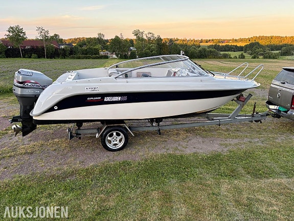 19 fot Askeladden 585 Explorer med Mariner 135HK, registrert tilhenger 3 of 5