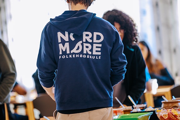 Skolens genser er et stolt plagg å bære