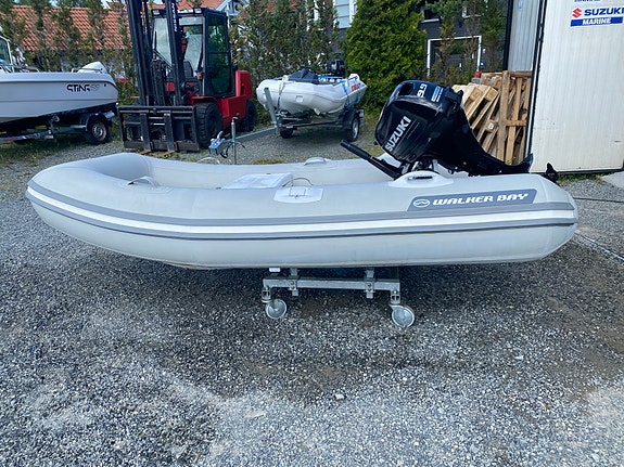 Walker Bay 270 Genesis selges meget rimelig. Kjøpt ny i 2022 overligger.