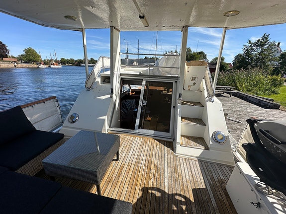 Fairline 36 turbo 12 of 30
