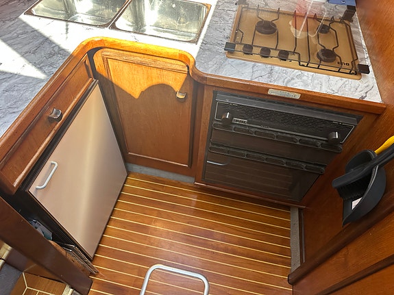 Fairline 36 turbo 25 of 30