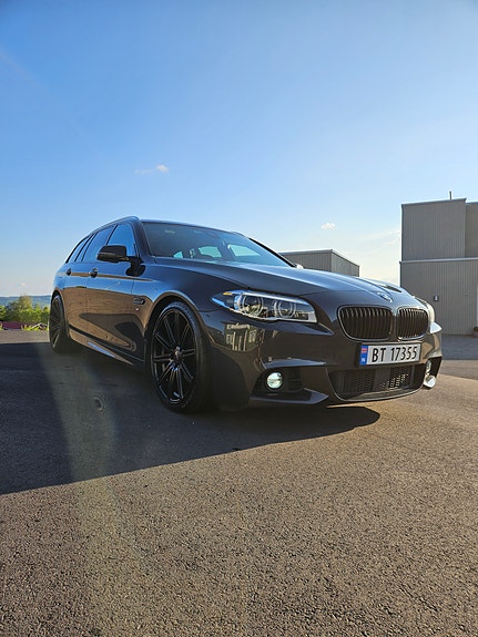 BMW 520d 4 of 14