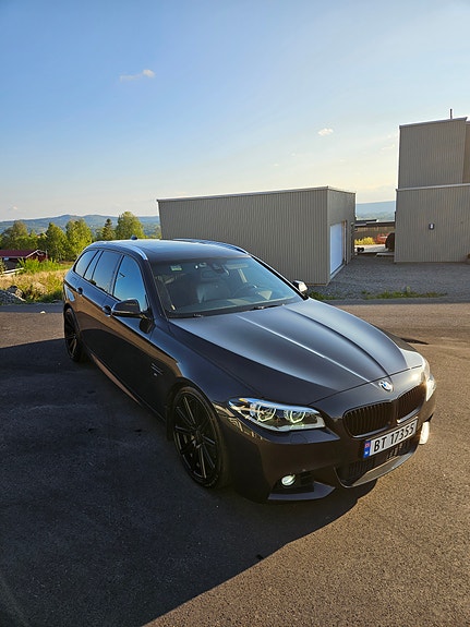 BMW 520d 3 of 14