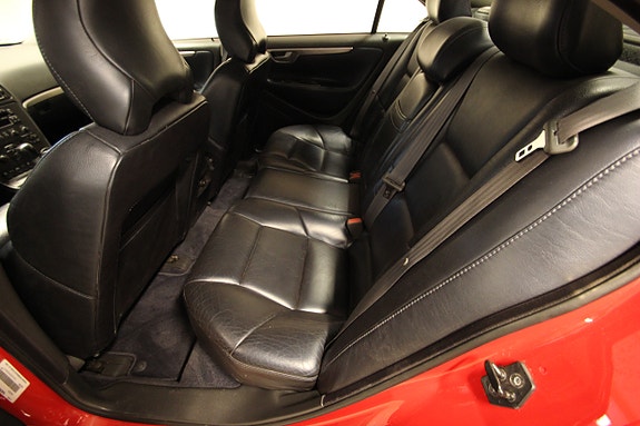 Volvo S60 16 of 16