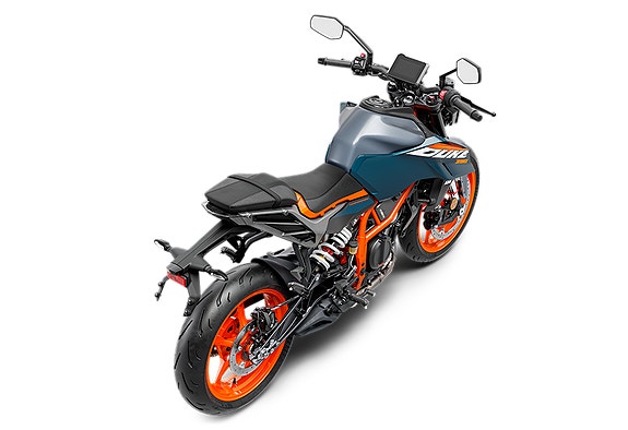 KTM 390 Duke 2 of 5