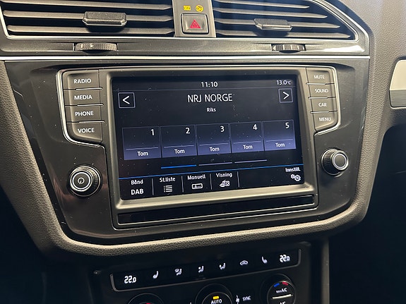 Volkswagen Tiguan 28 of 30