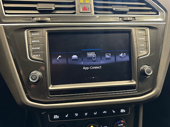 Volkswagen Tiguan 25 of 30