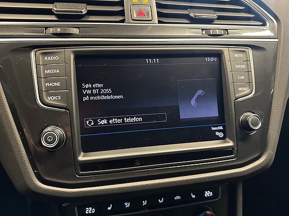 Volkswagen Tiguan 26 of 30