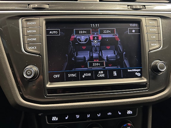 Volkswagen Tiguan 23 of 30