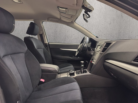 Subaru Outback 9 of 19