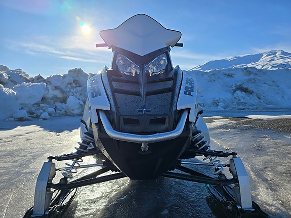 Polaris 550 Indy Voyager 5 of 13