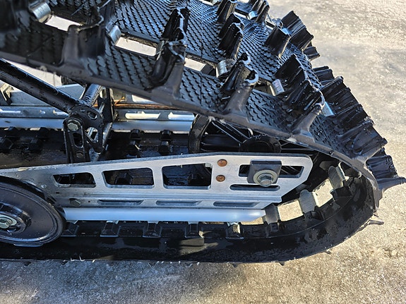 Polaris 550 Indy Voyager 11 of 13