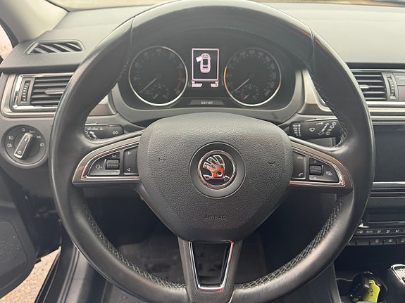 Skoda Rapid 19 of 29
